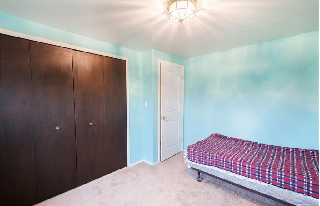 36538 Saxony Rd, Farmington Homes for sale